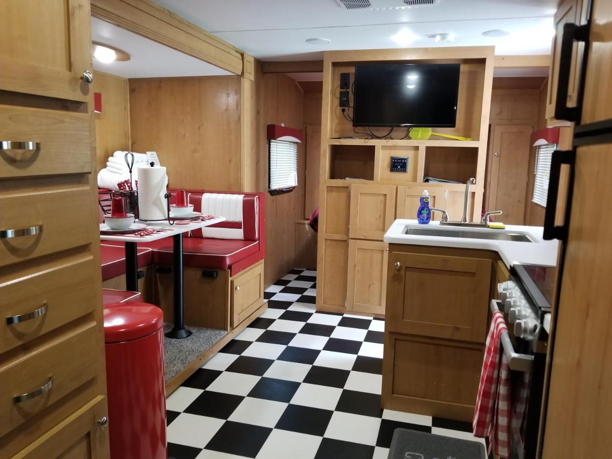Umpqua'S Last Resort - Wilderness Cabins, Rv Park & Glamping Idleyld Park Buitenkant foto