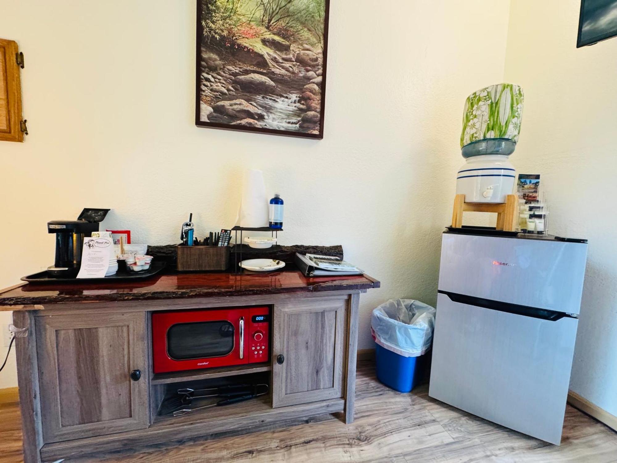 Umpqua'S Last Resort - Wilderness Cabins, Rv Park & Glamping Idleyld Park Buitenkant foto
